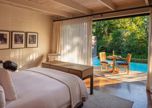 Deluxe Lodge Bedroom