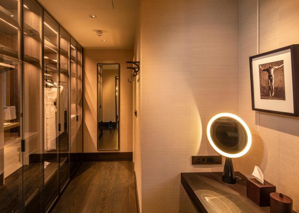 Superior Lodge Dressing Room